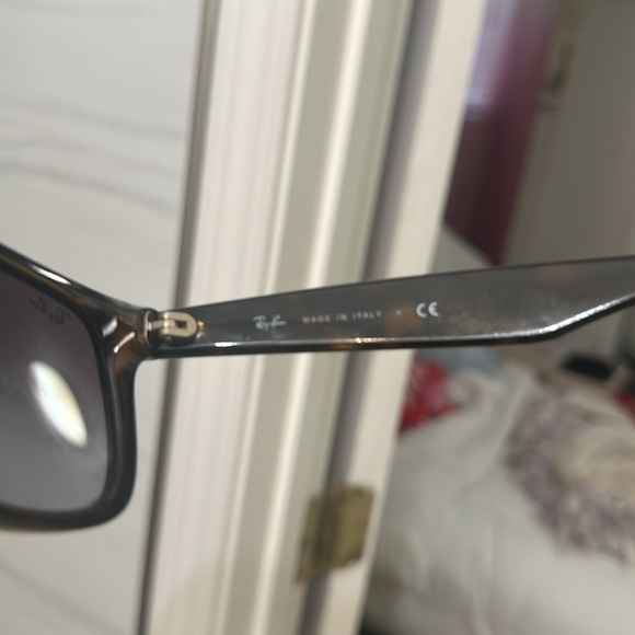 Ray-Ban sunglasses - Picture 4 of 6